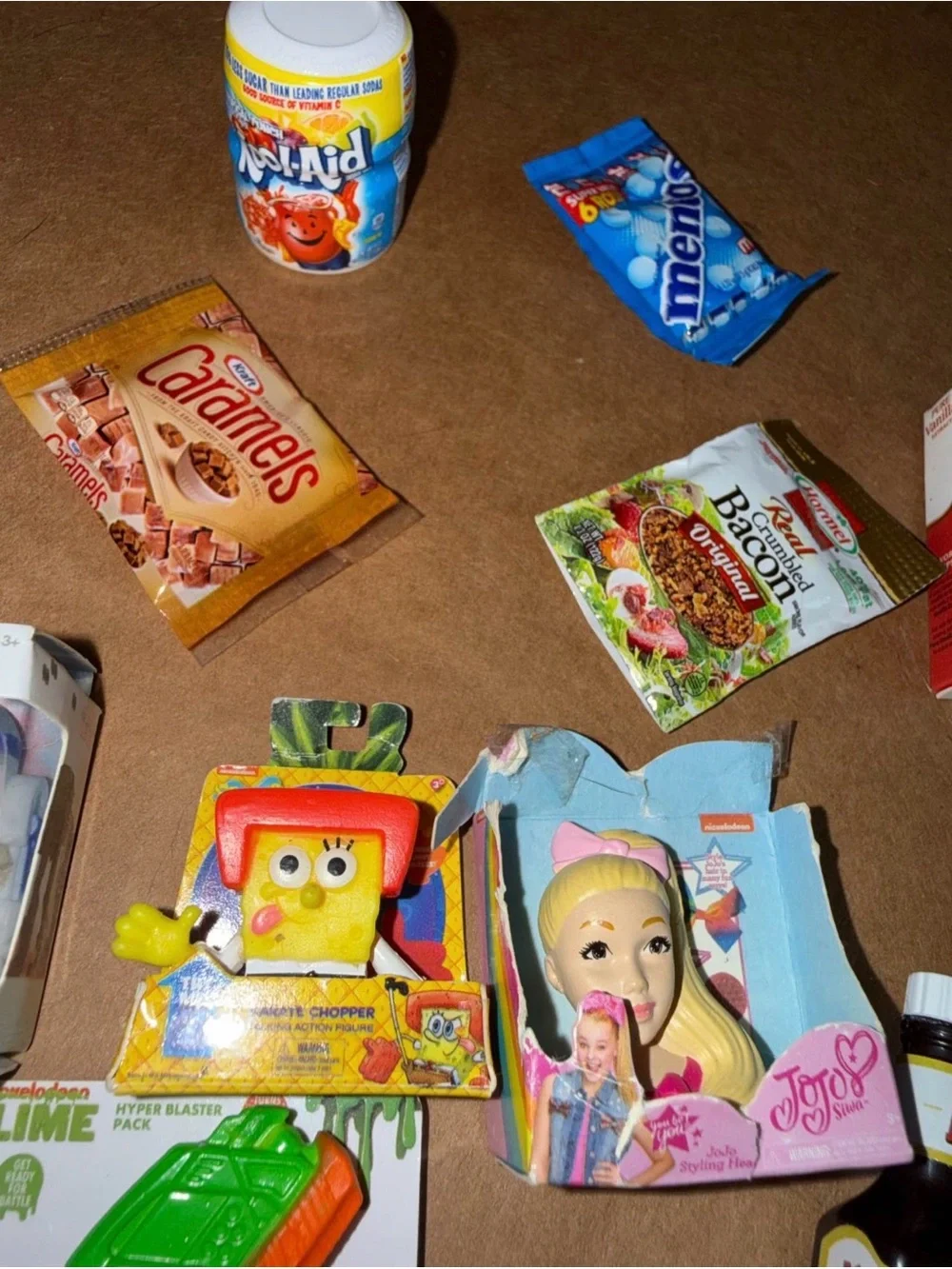 Zuru Mini Brands Buzz R2D2 SpongBob and more A2